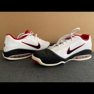 Nike Men’s Basketball Shoe Size 13
